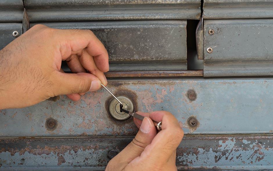 tarif d'un serrurier Louvres